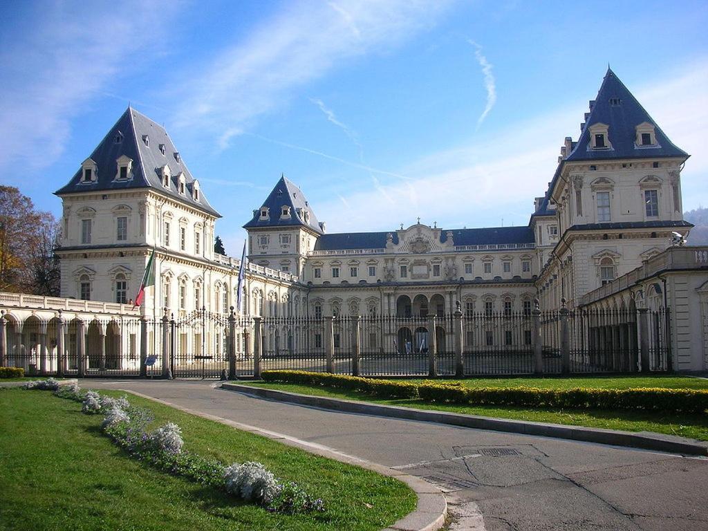 Torino Centro - La Casa Di Zoe Apartment Ngoại thất bức ảnh